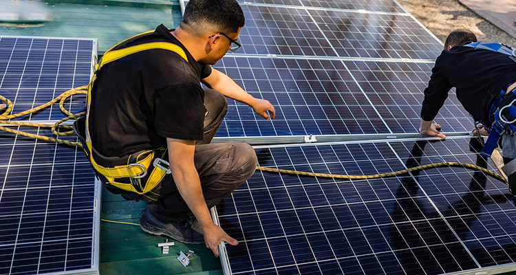 太陽光発電で自家消費するには?