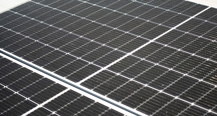 企業が太陽光発電設備を導入する3つの方法